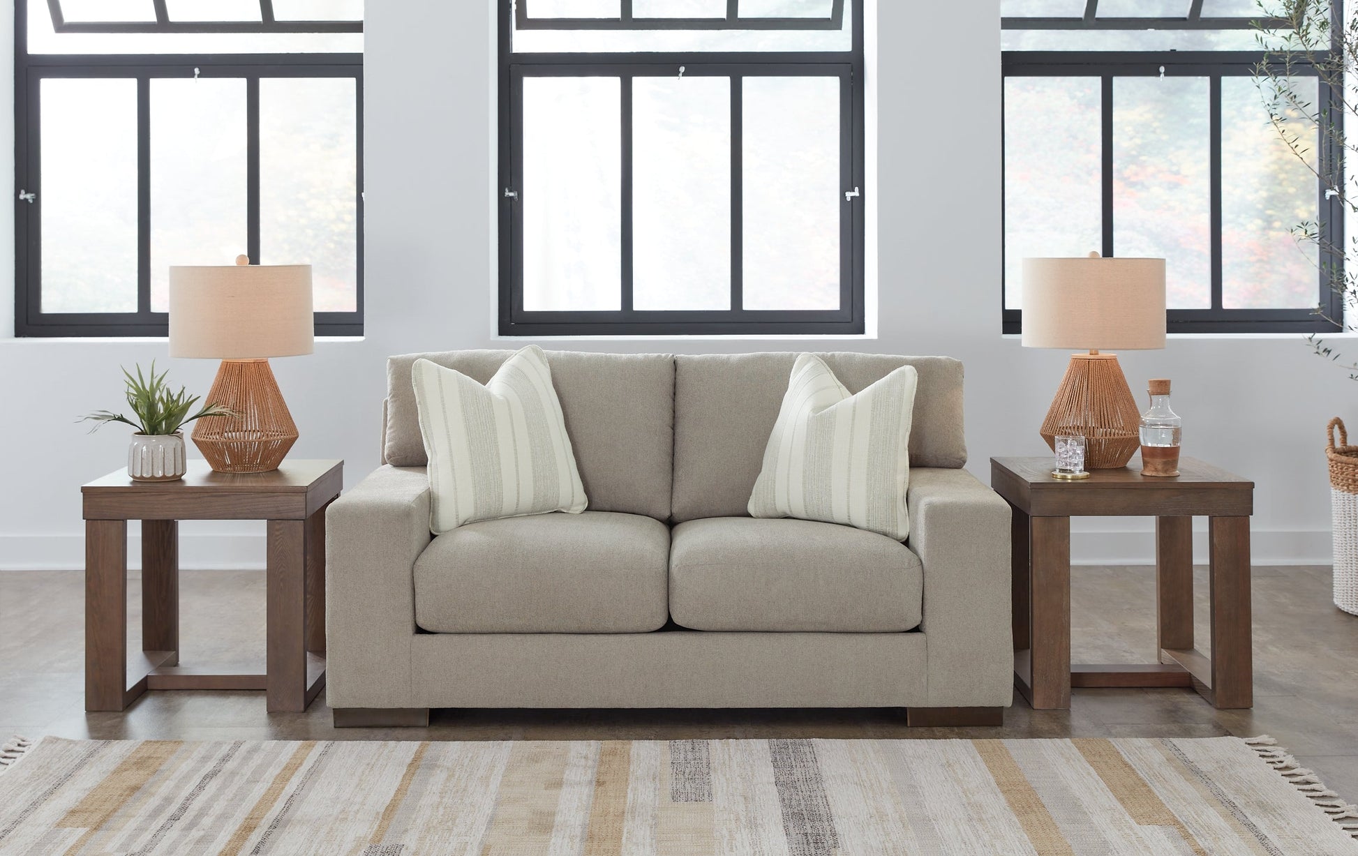 Maggie Loveseat Smyrna Furniture Outlet