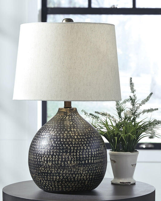 Maire Metal Table Lamp (1/CN) Smyrna Furniture Outlet