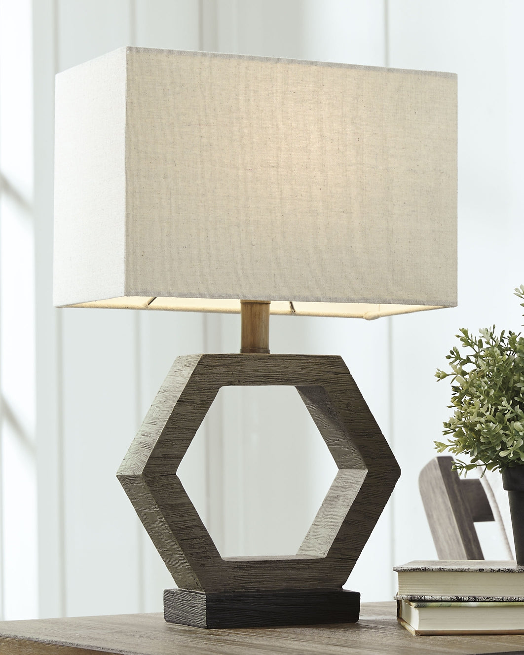 Marilu Poly Table Lamp (1/CN) Smyrna Furniture Outlet