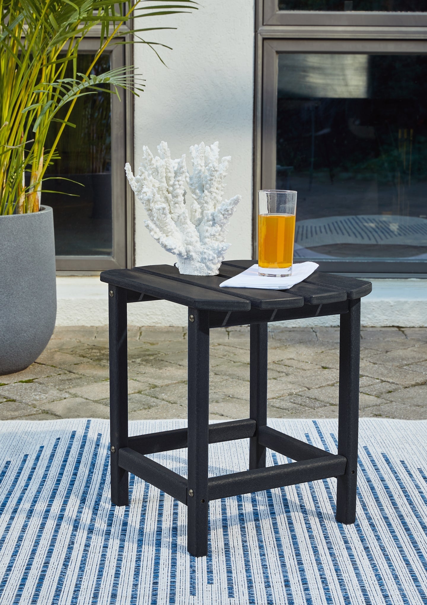 Sundown Treasure End Table Smyrna Furniture Outlet