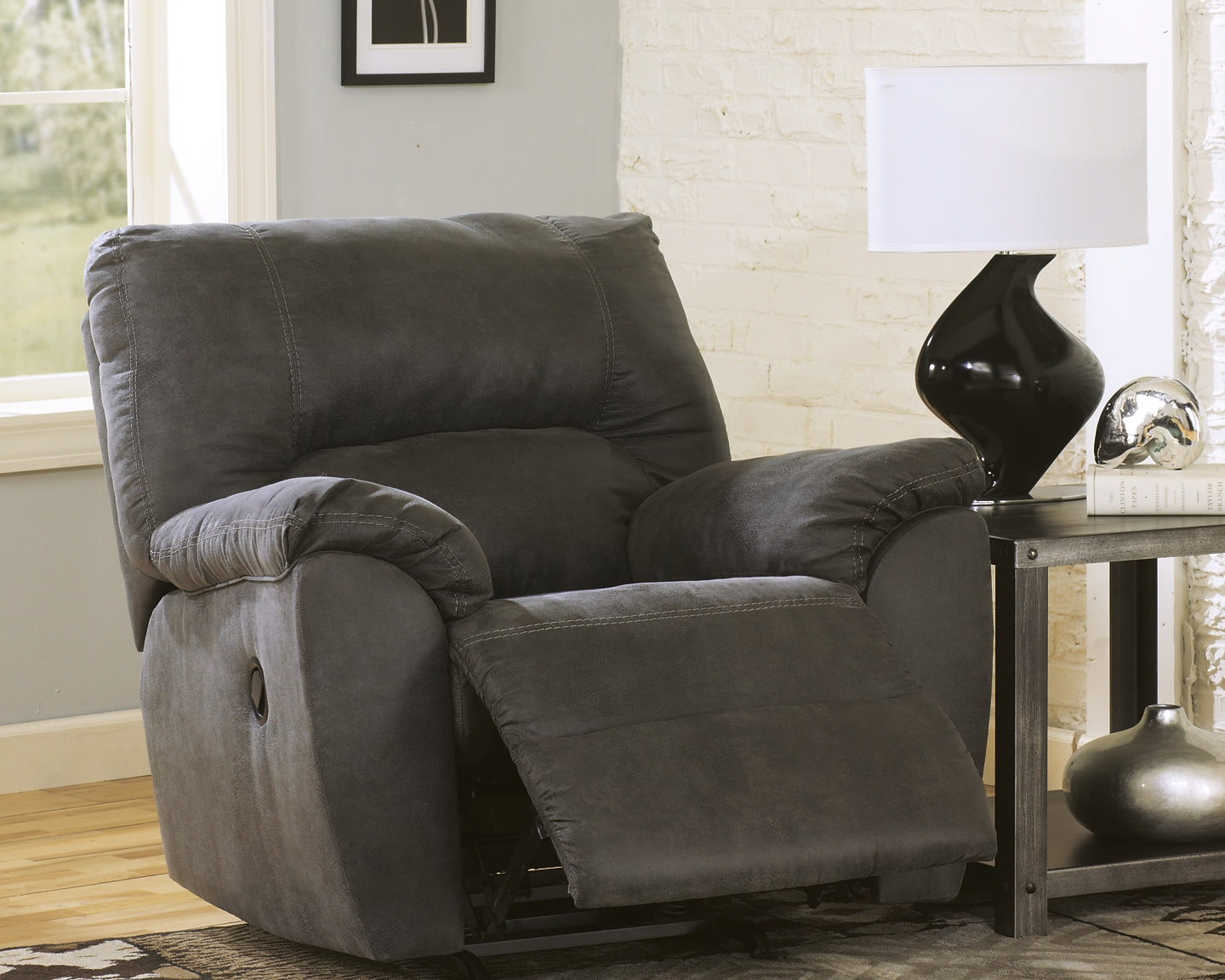 Tambo Rocker Recliner Smyrna Furniture Outlet