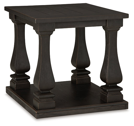 Wellturn Coffee Table with 2 End Tables Smyrna Furniture Outlet