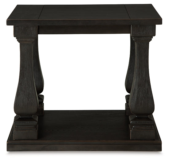 Wellturn Coffee Table with 2 End Tables Smyrna Furniture Outlet