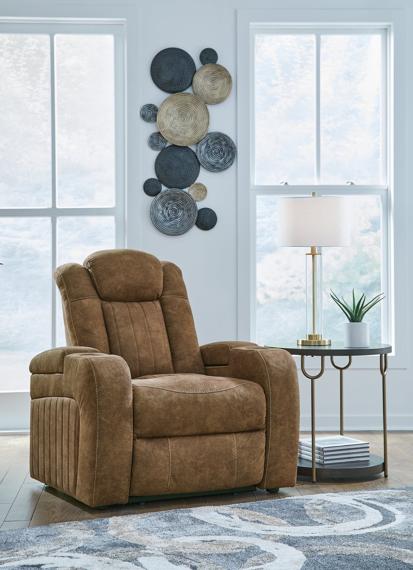 Wolfridge PWR Recliner/ADJ Headrest Smyrna Furniture Outlet