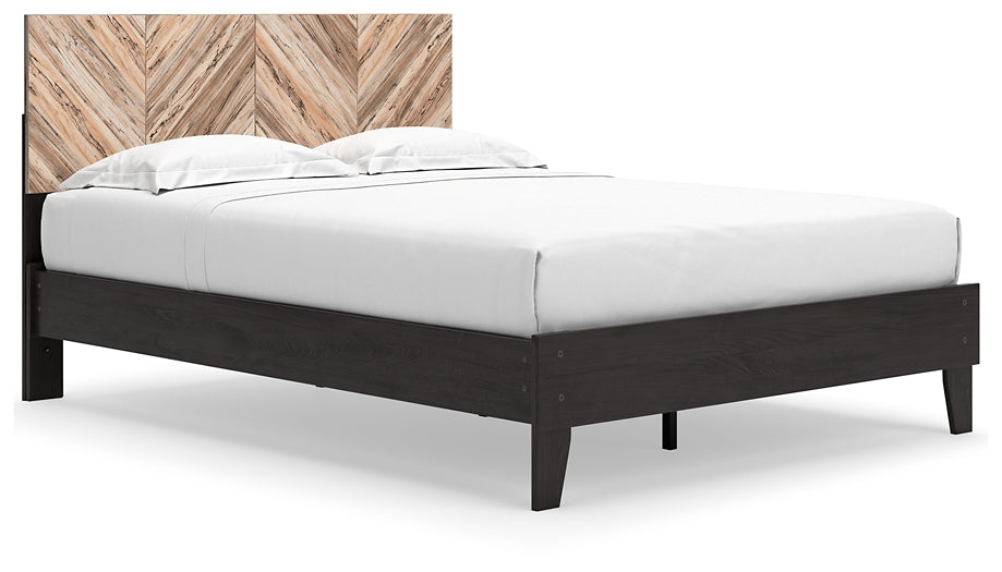 Piperton Queen Panel Platform Bed