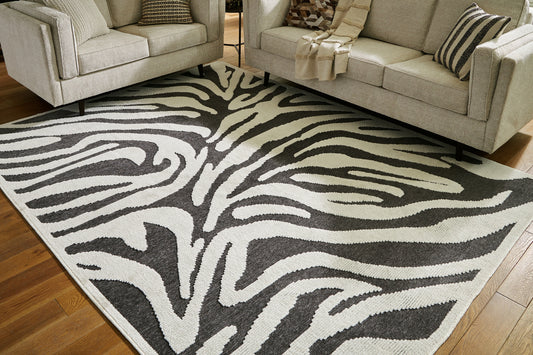 Thomwith Washable Medium Rug