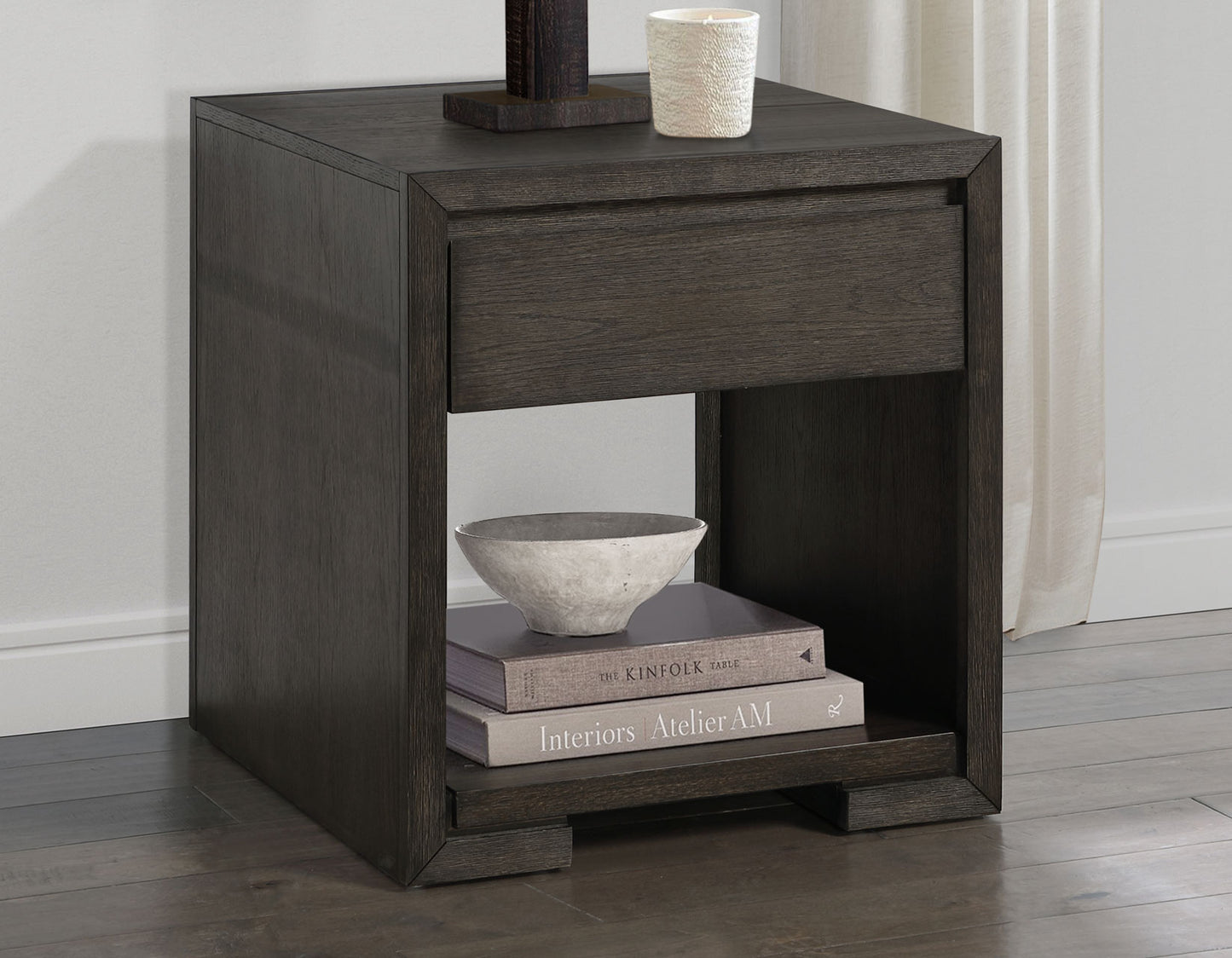 Evan 24" End Table