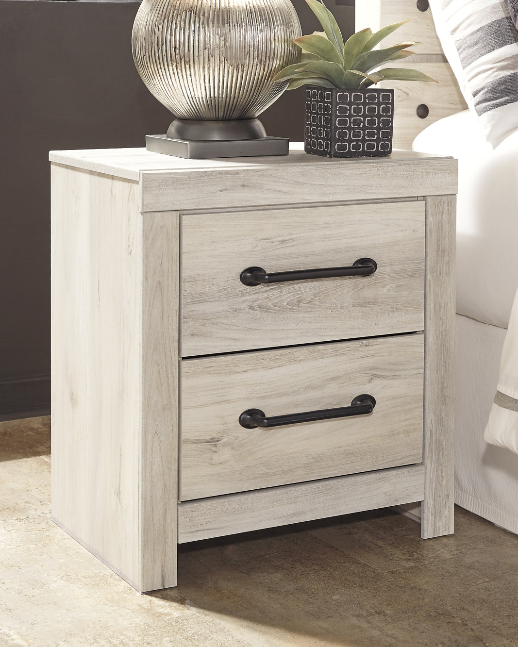 Cambeck Full Panel Bed with Mirrored Dresser and 2 Nightstands Smyrna Furniture Outlet