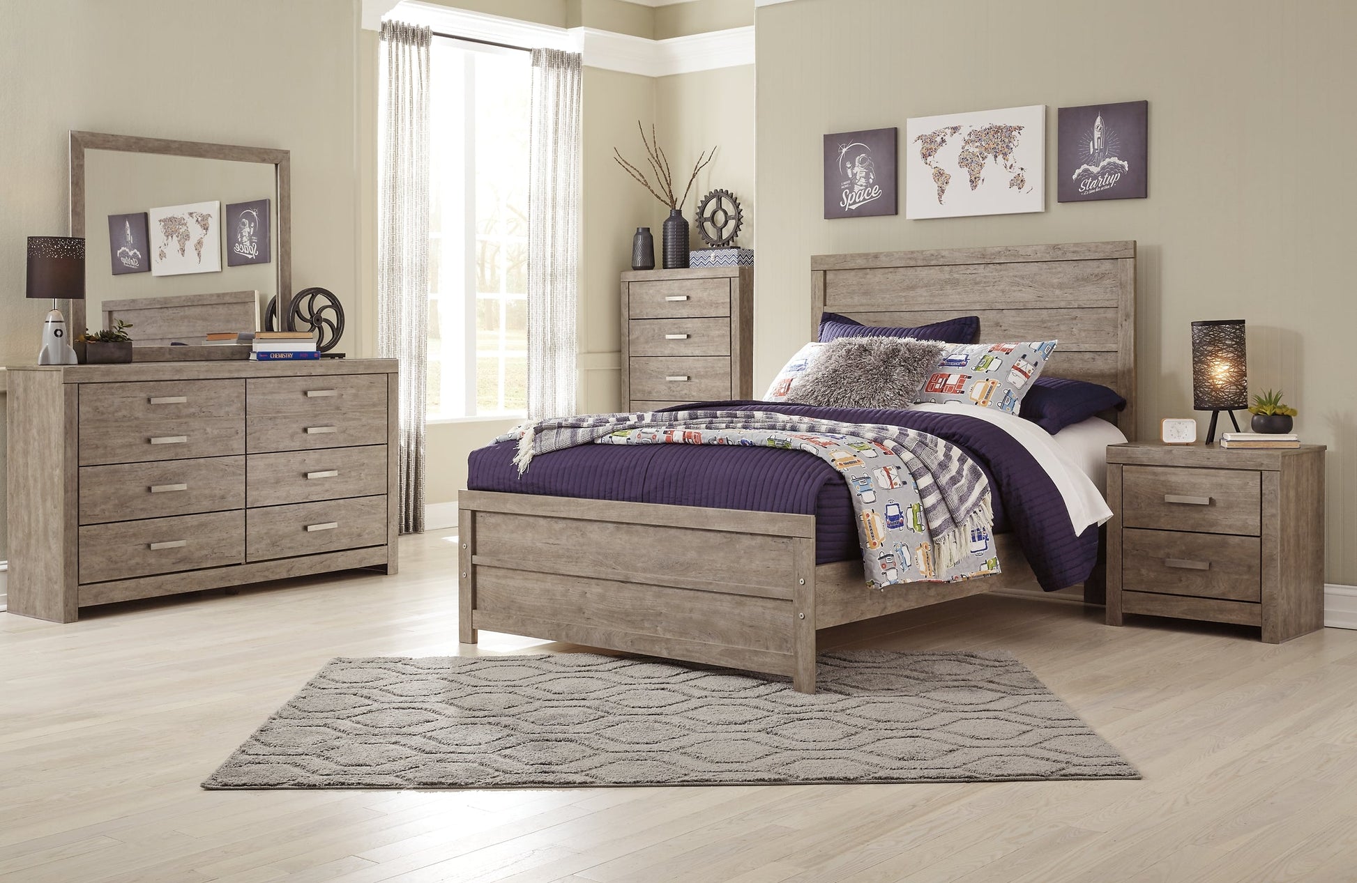 Culverbach Full Panel Bed with Mirrored Dresser, Chest and 2 Nightstands Smyrna Furniture Outlet