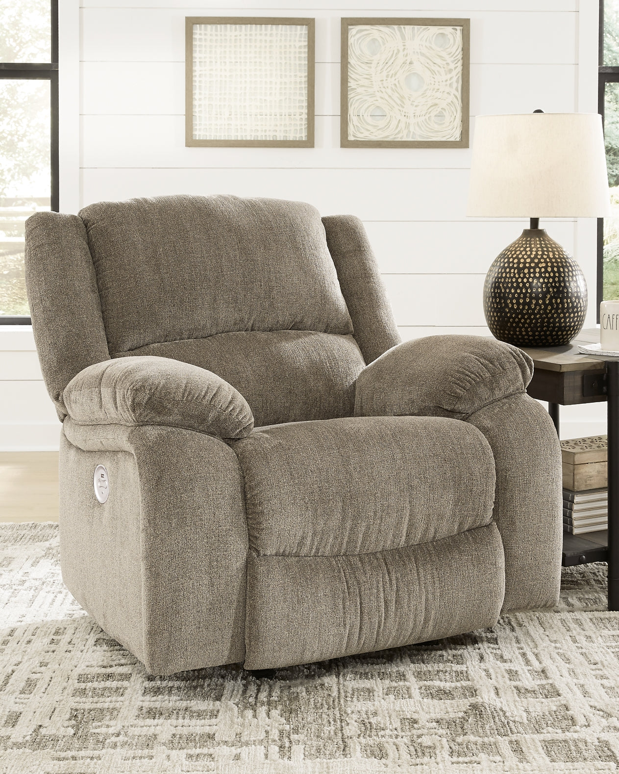 Draycoll Sofa, Loveseat and Recliner Smyrna Furniture Outlet