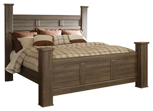 Juararo King Poster Bed with Mirrored Dresser Smyrna Furniture Outlet